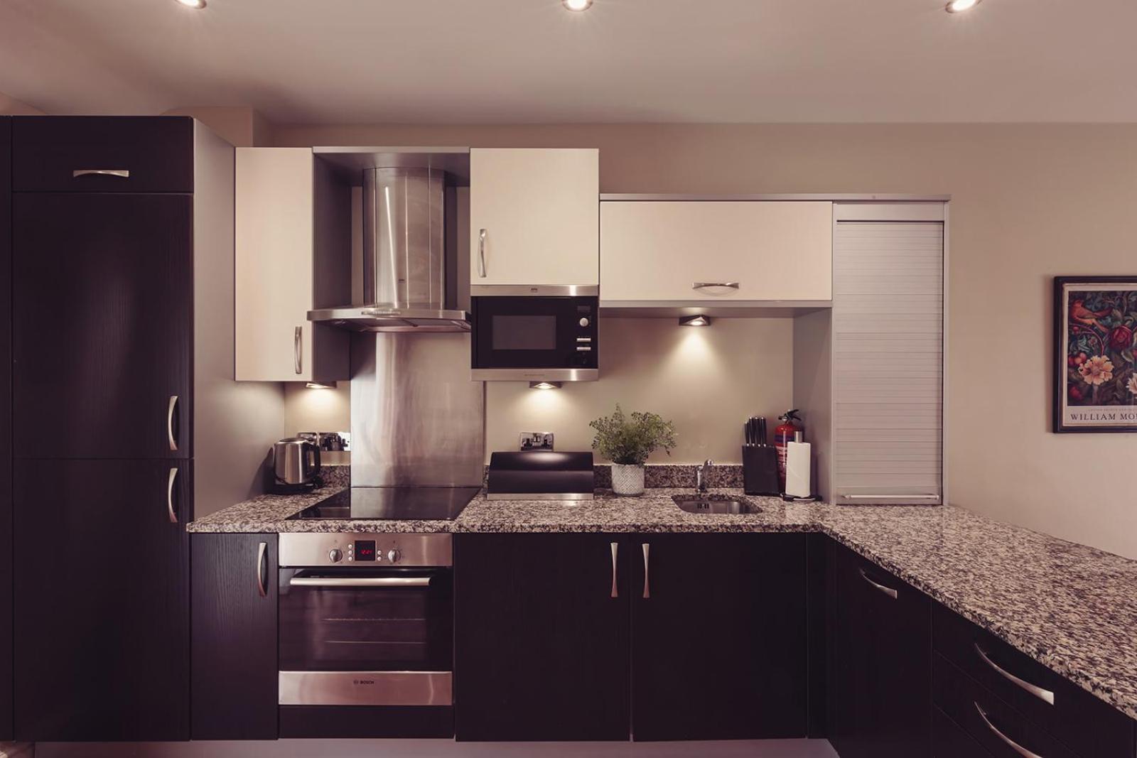 Longlands Inn & Cottages Carnforth Exteriér fotografie A modern kitchen