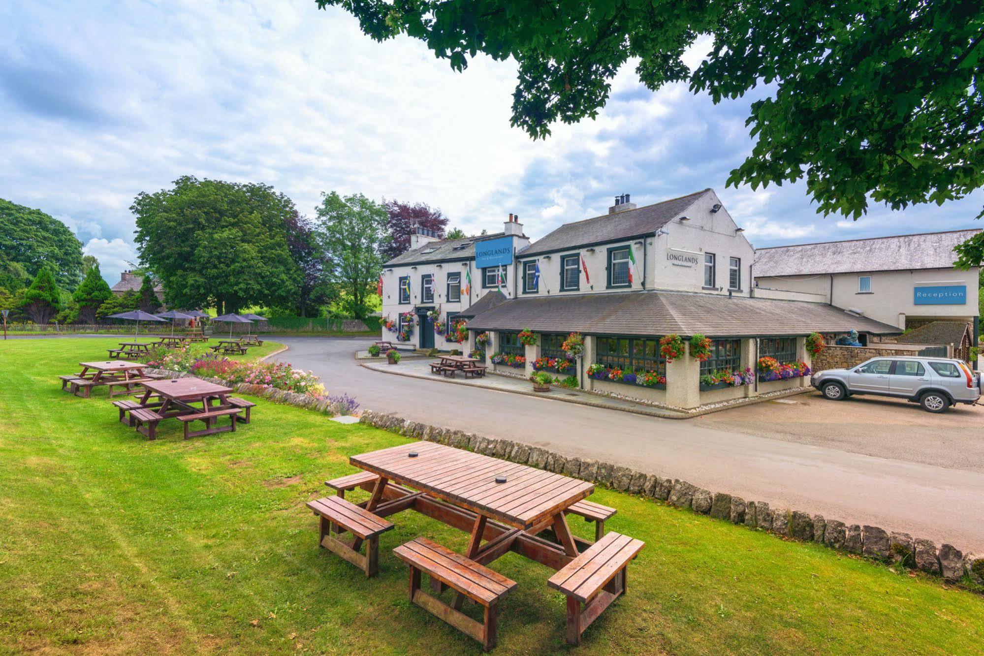 Longlands Inn & Cottages Carnforth Exteriér fotografie The Old Drum Inn